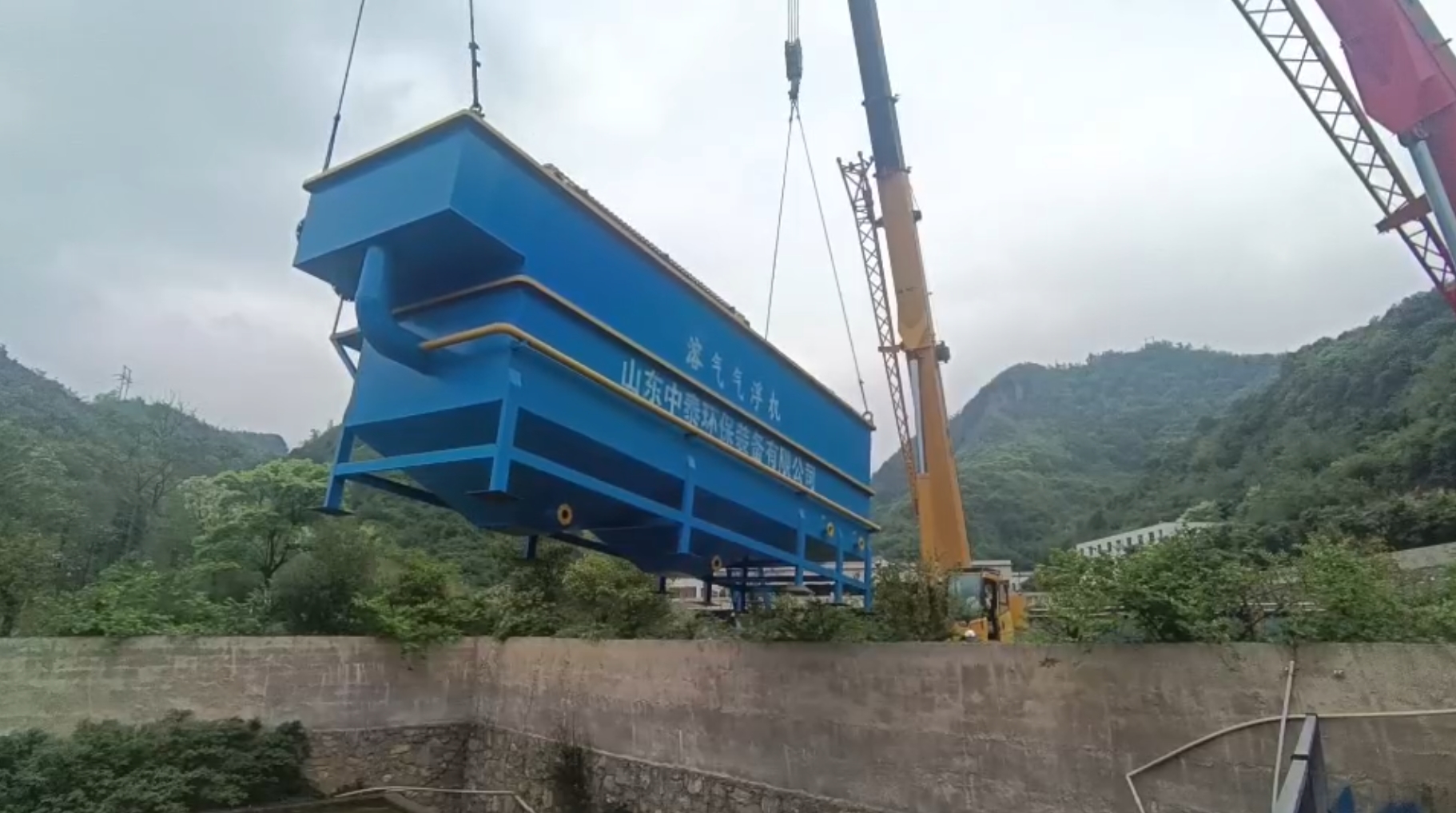 氣浮機，高效氣浮機，溶氣氣浮機，氣浮機安裝現(xiàn)場
